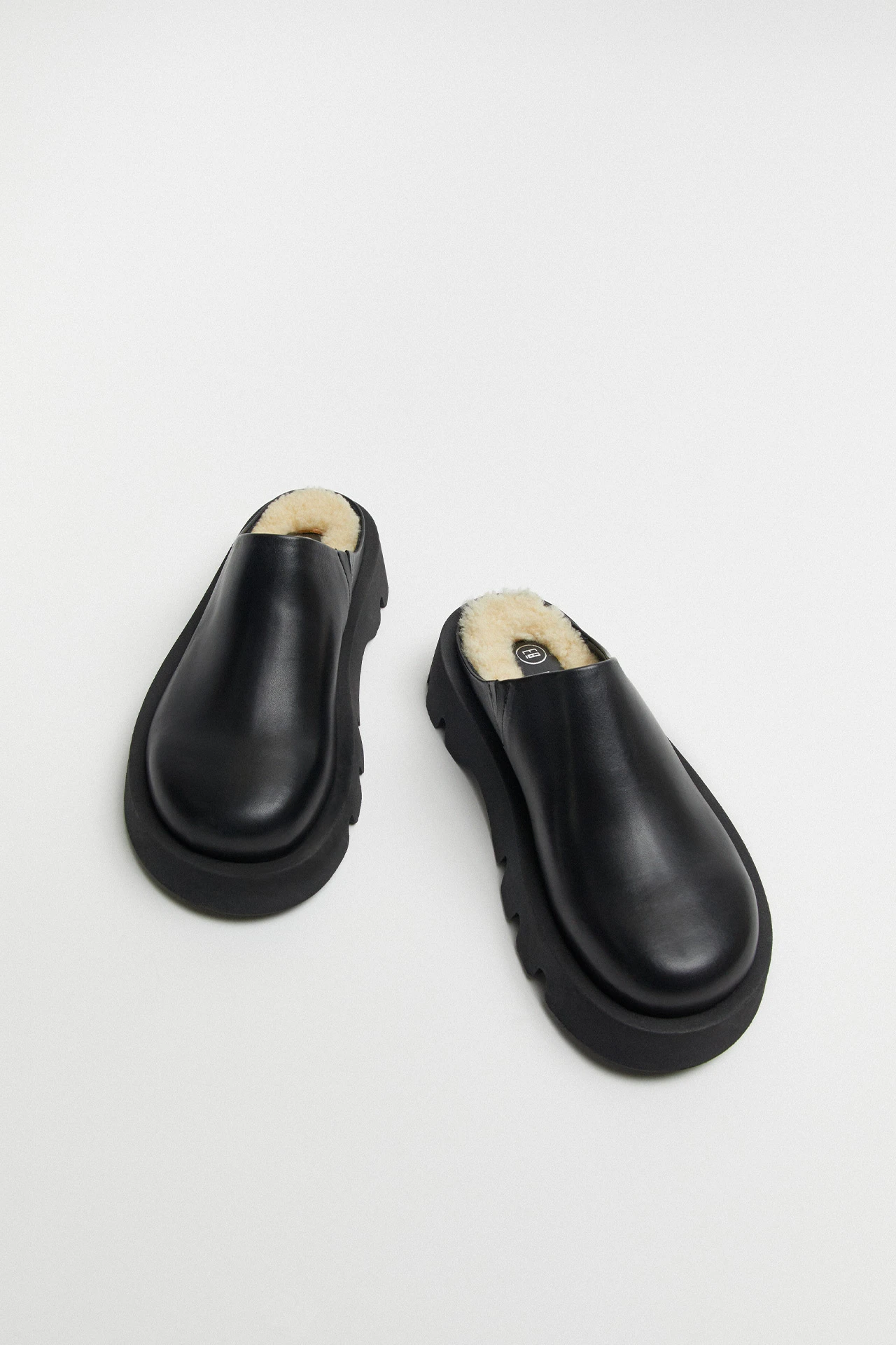 Miista Lohana Black Mules 10 Miista Lohana Black Mules - Image 8