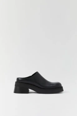 Miista Odile Black Mules -Miista E8 odile black mules 01