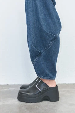 Miista Mirabella Black Mules -Miista EC E8 mirabella black mules 02