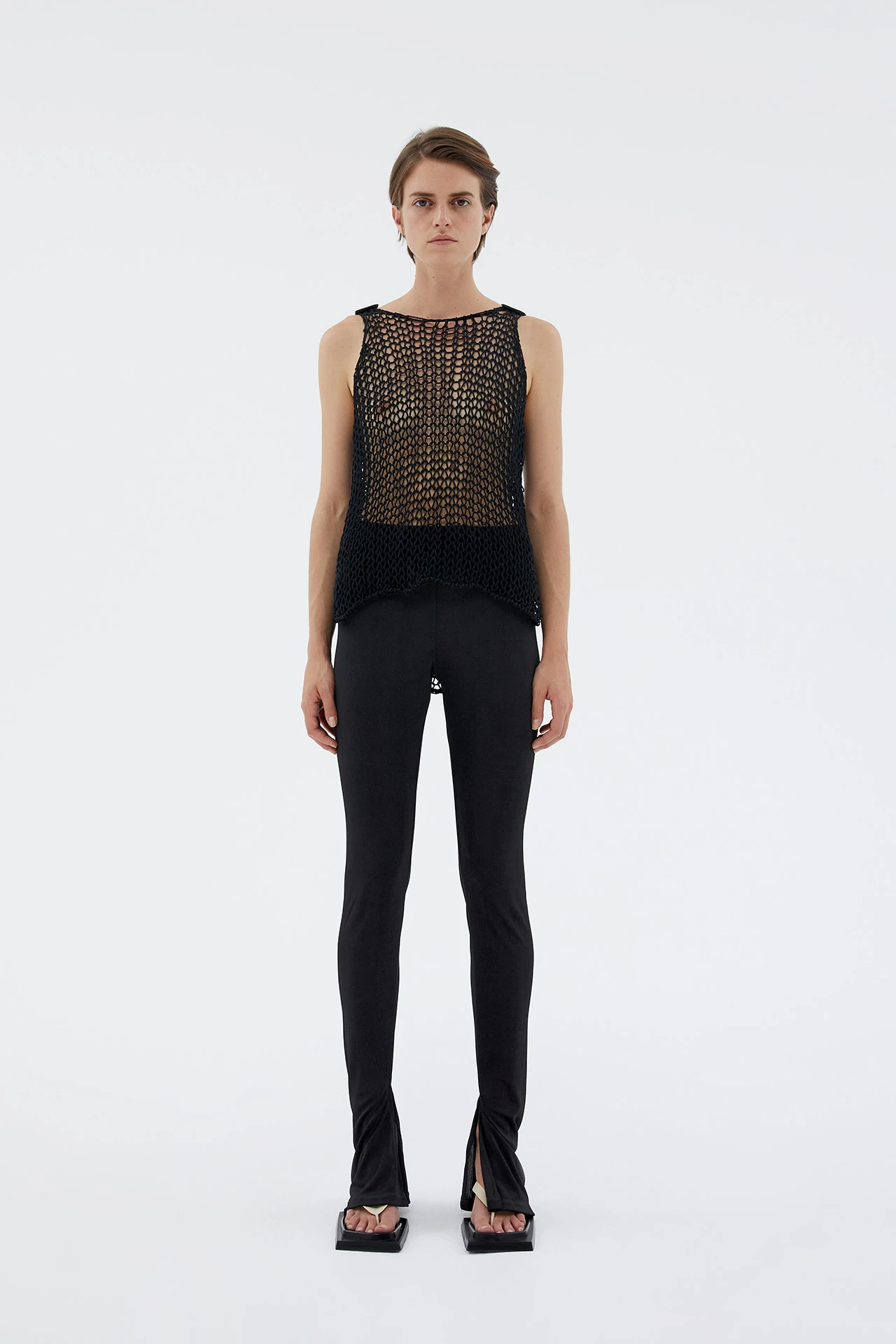 Miista Aliak Black Top 3 Miista Aliak Black Top