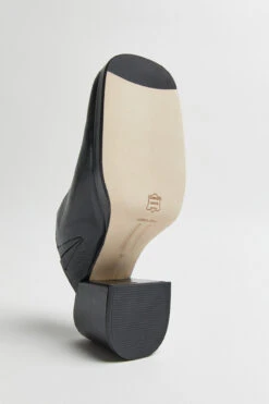 Miista Remina Black Mules -Miista Miista remina black mules 06