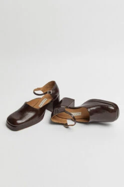 Miista Yara Brown Courts 10 Miista Yara Brown Courts -Miista Miista yara brown courts 02