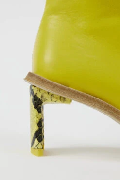 Miista Brenda Yellow Ankle Boots 17 Miista Brenda Yellow Ankle Boots -Miista Miista brenda yellow ankle boots 03