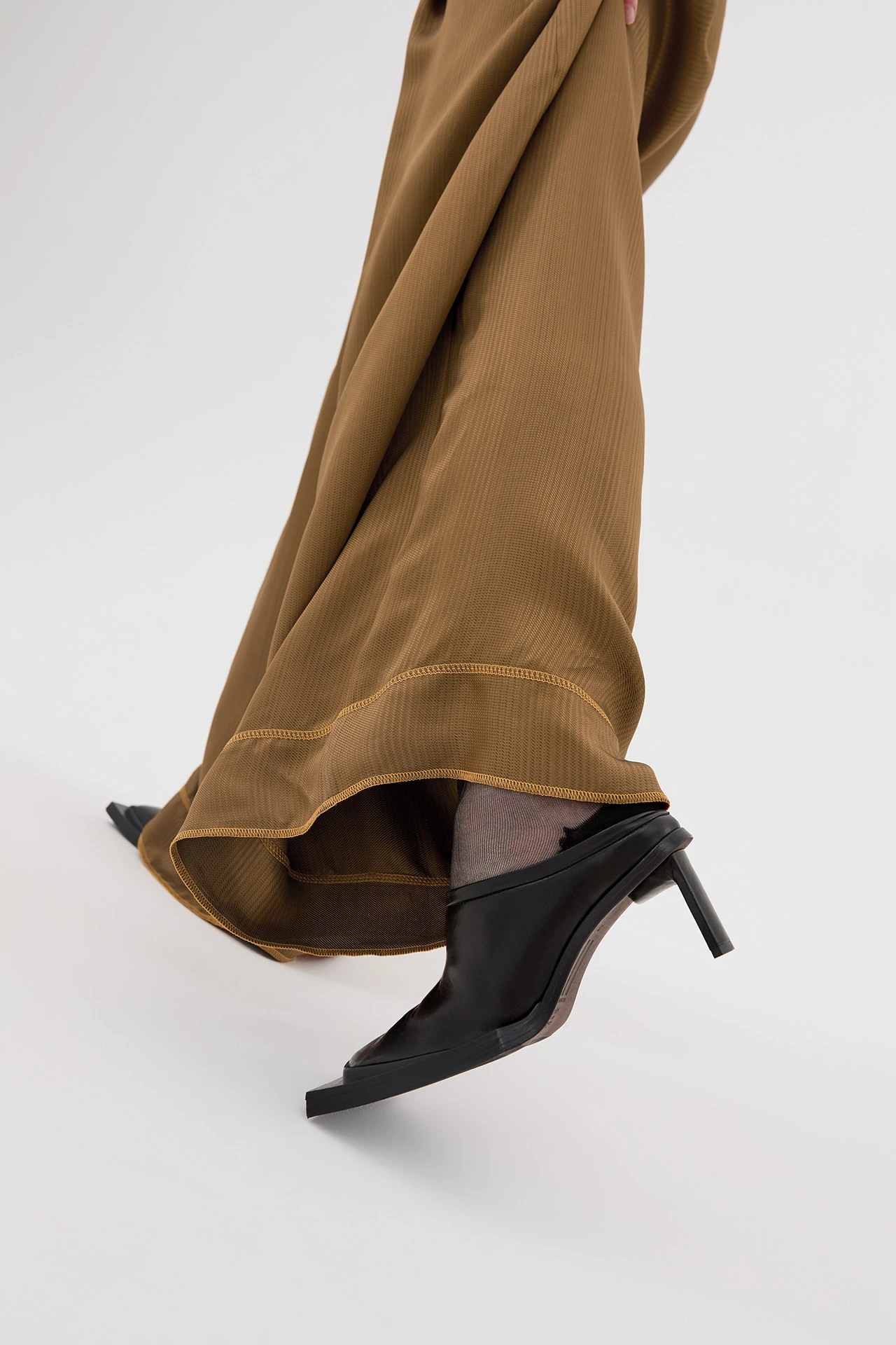 Miista Cardin Black Mules 4 Miista Cardin Black Mules - Image 2