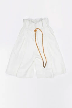 Miista Ines White Bermuda